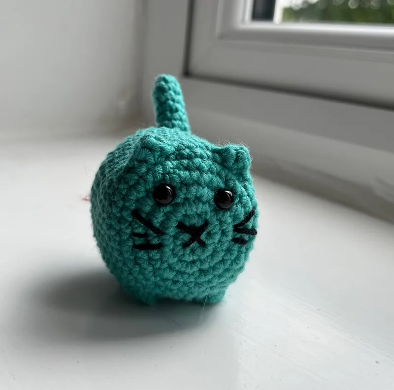 Loaf Cat - Mini - Aqua Blue